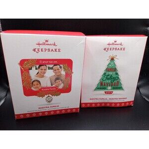 5/$25 (2) Familia Nuestra Navidad 2017 Hallmark Christmas Tree Ornaments